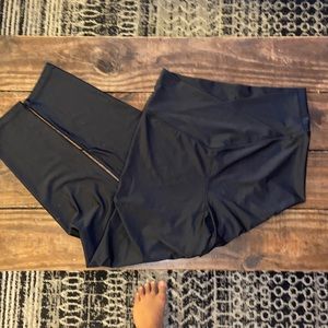 Arie Leggings